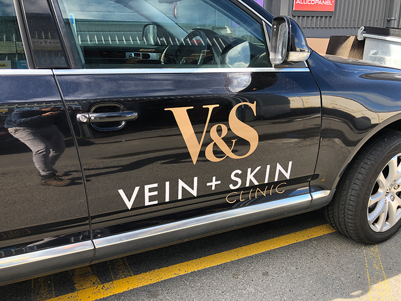 v+s car wrap